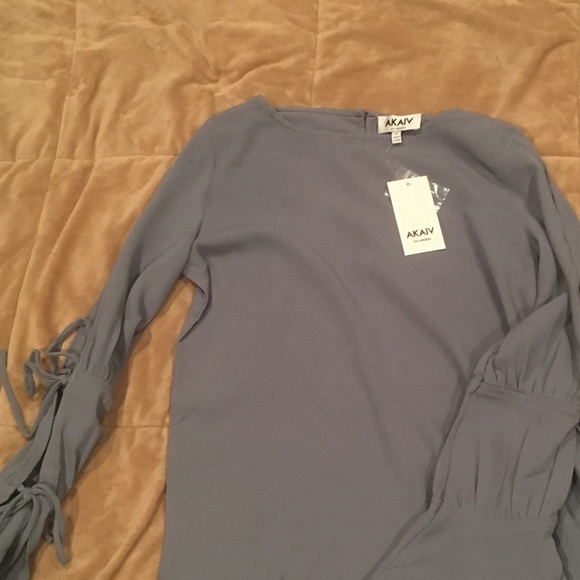 Split sleeve long sleeve - peek a boo sleeves - Picture 6 of 6